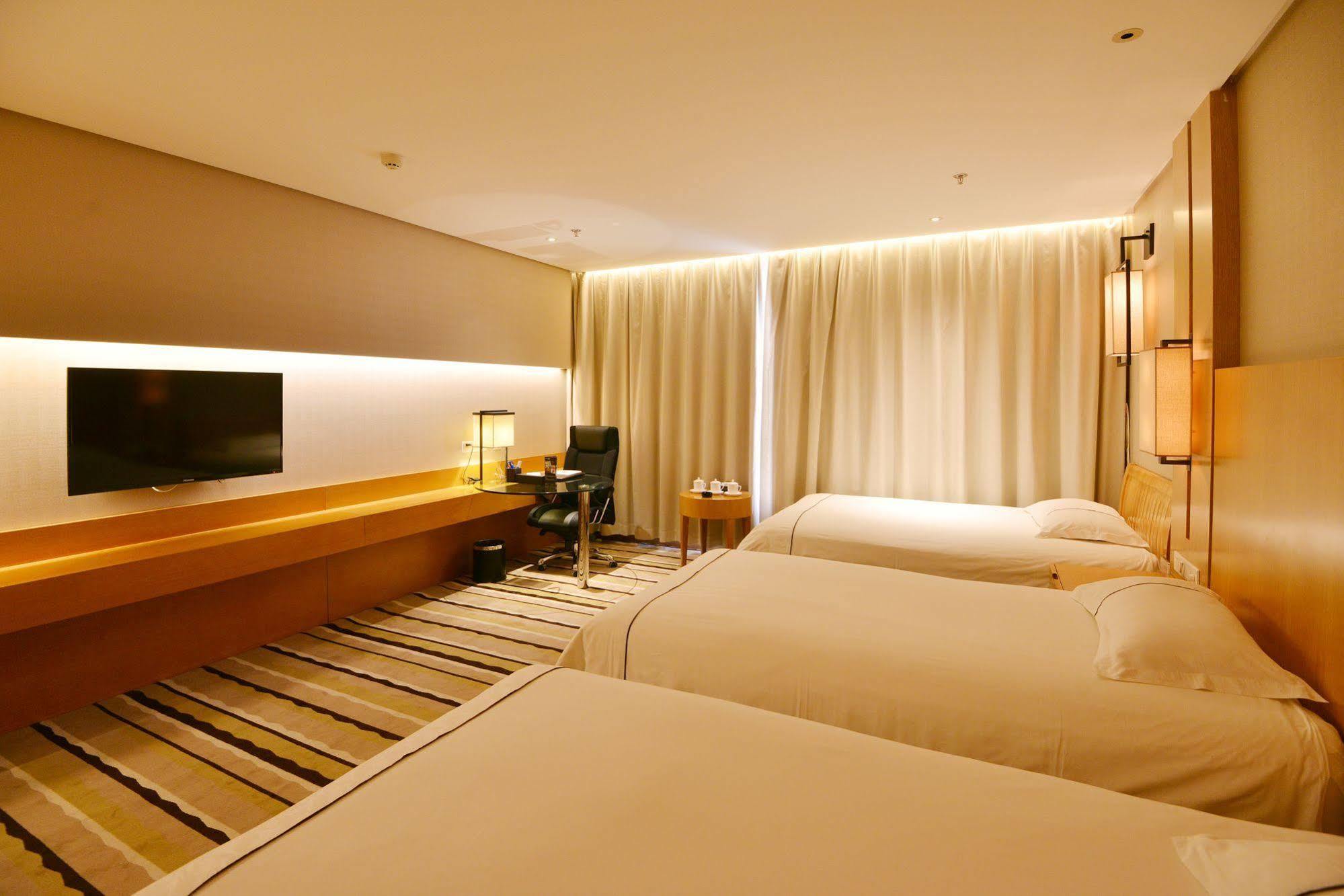 Qingdao Wu Sheng Guan Holiday Hotel Exteriör bild