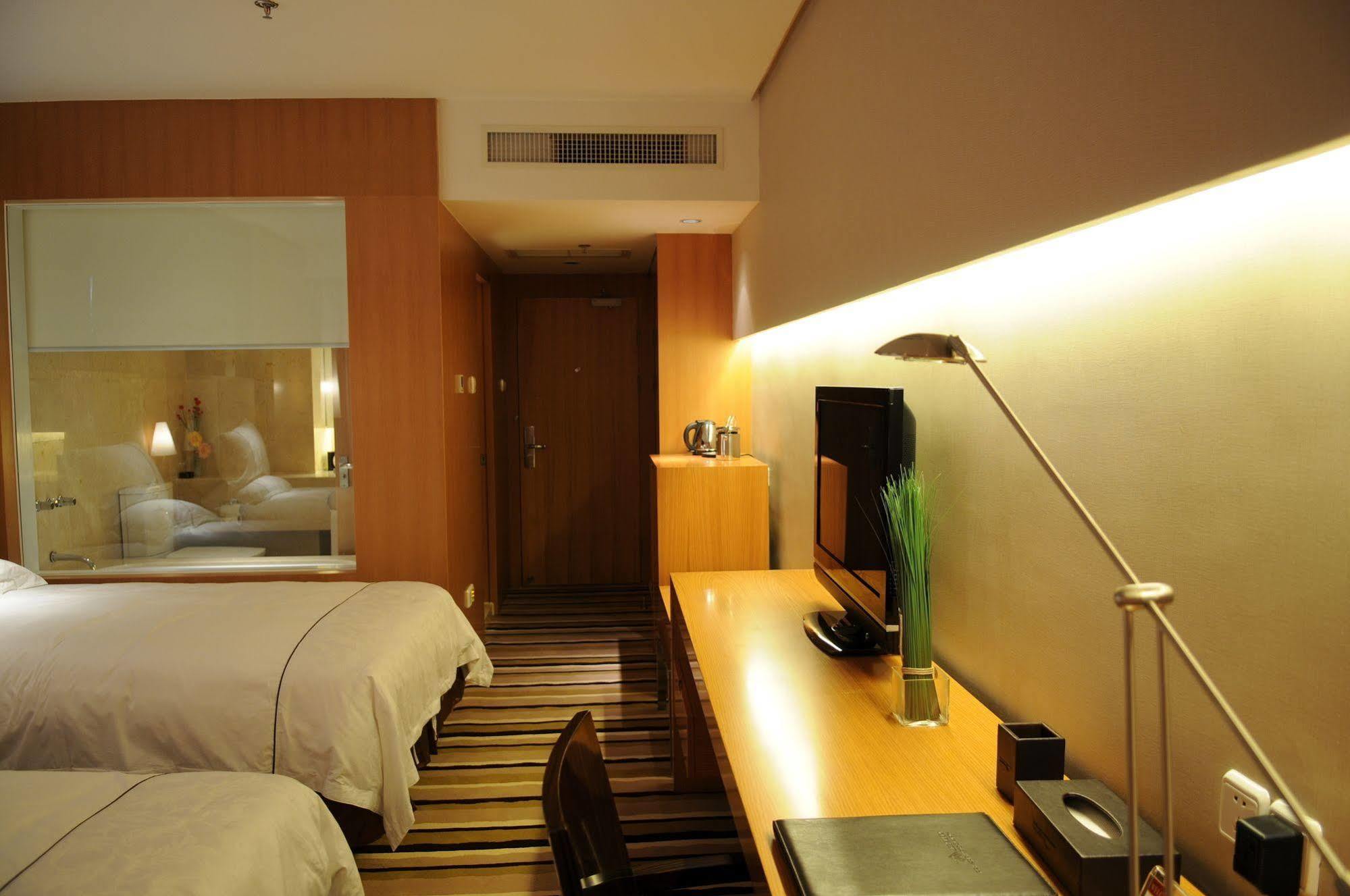 Qingdao Wu Sheng Guan Holiday Hotel Exteriör bild